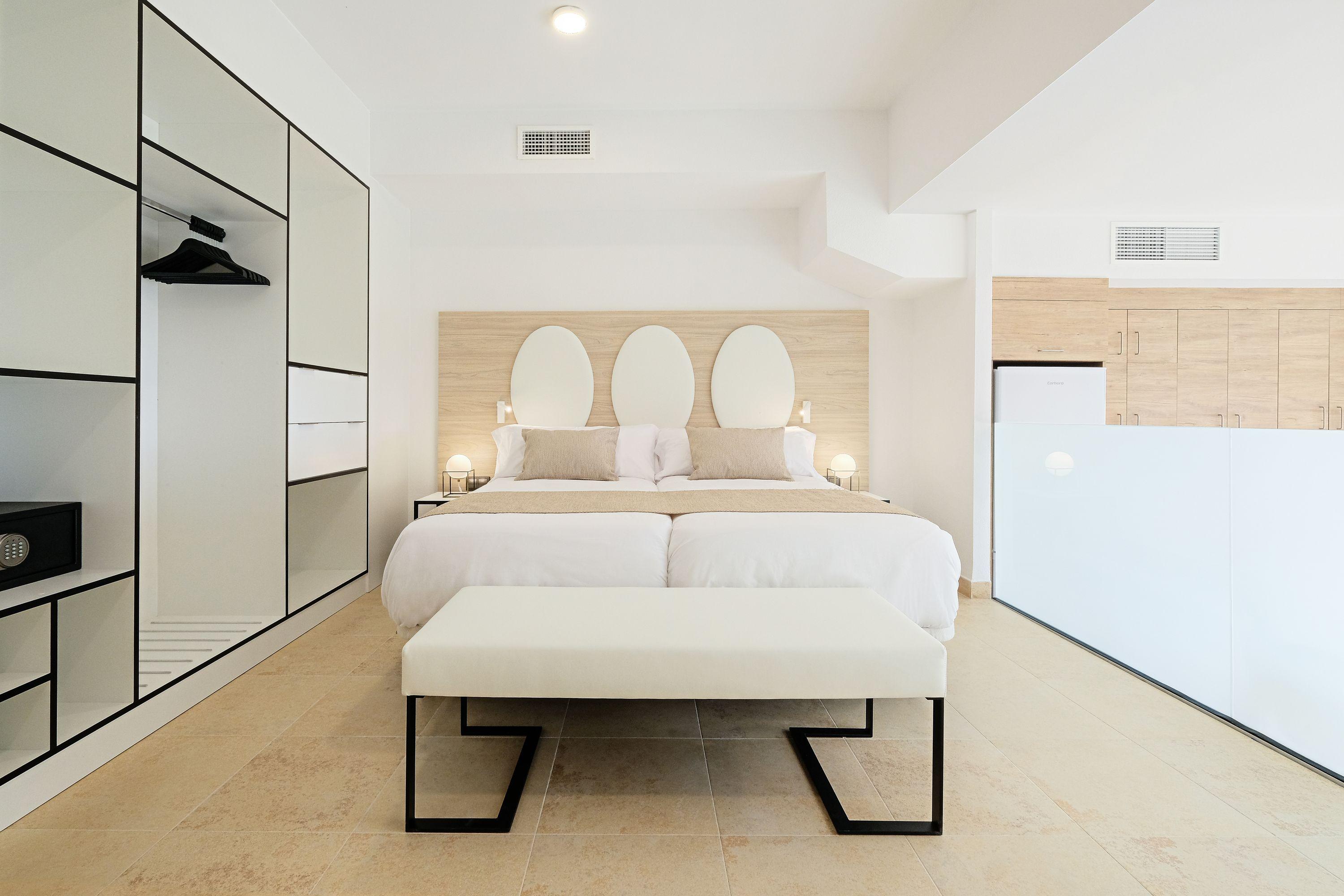 Hotel Envia Almeria Spa & Golf Aguadulce  Εξωτερικό φωτογραφία A bedroom at the hotel