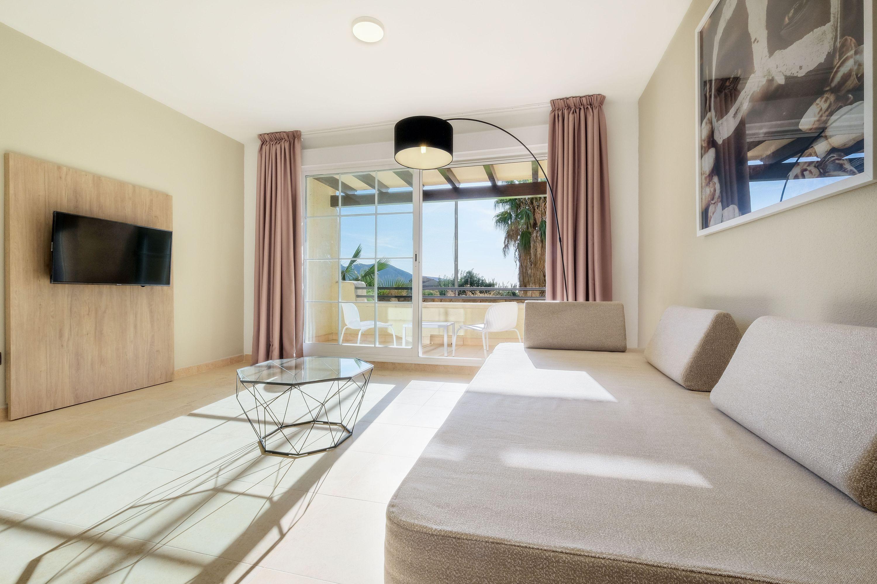 Hotel Envia Almeria Spa & Golf Aguadulce  Εξωτερικό φωτογραφία A living room in a hotel