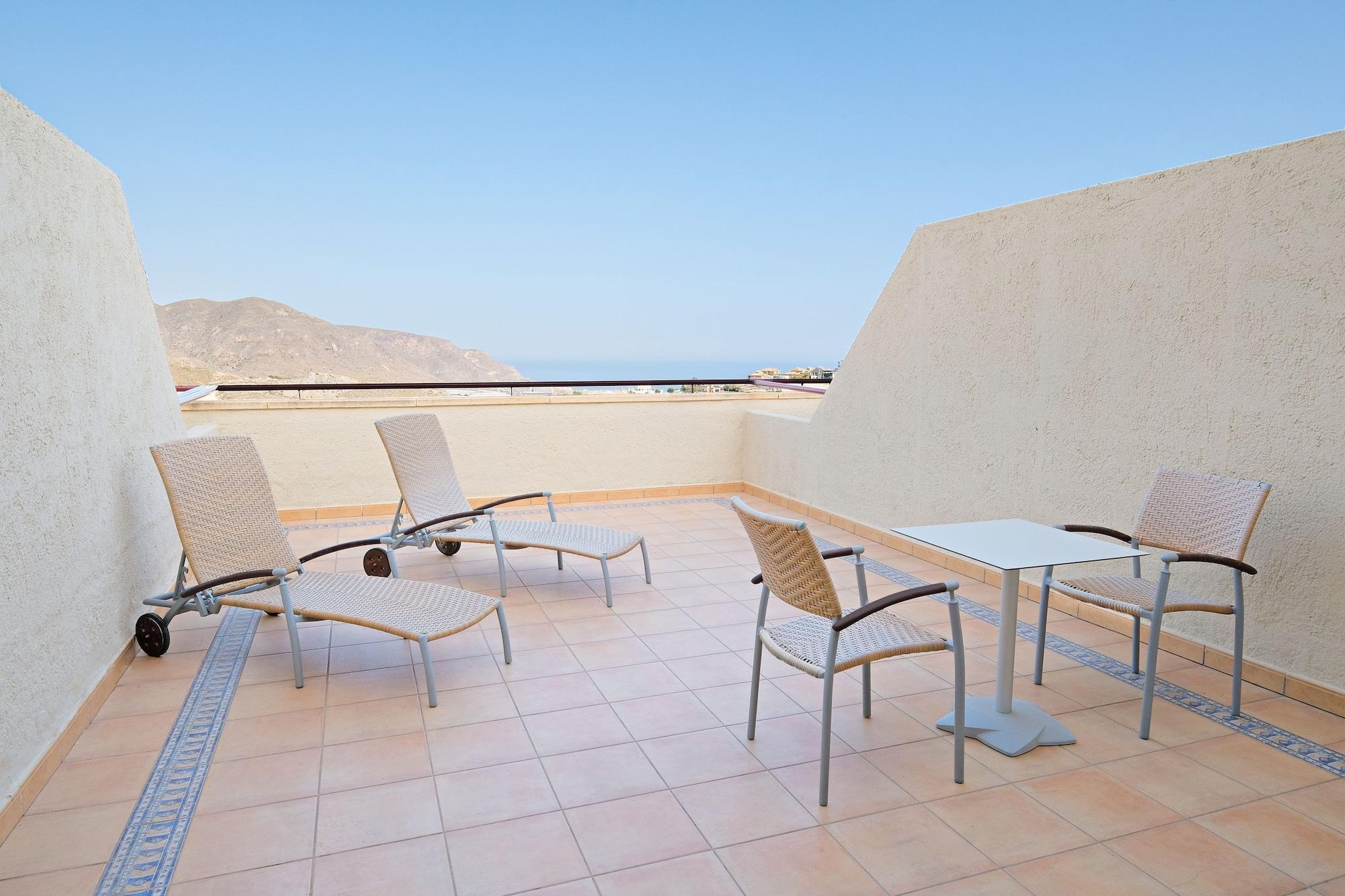 Hotel Envia Almeria Spa & Golf Aguadulce  Εξωτερικό φωτογραφία A balcony
